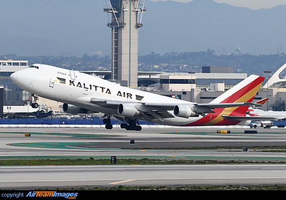 Boeing 747-4B5(BCF)