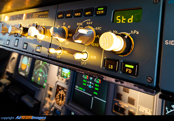 Airbus A330-203