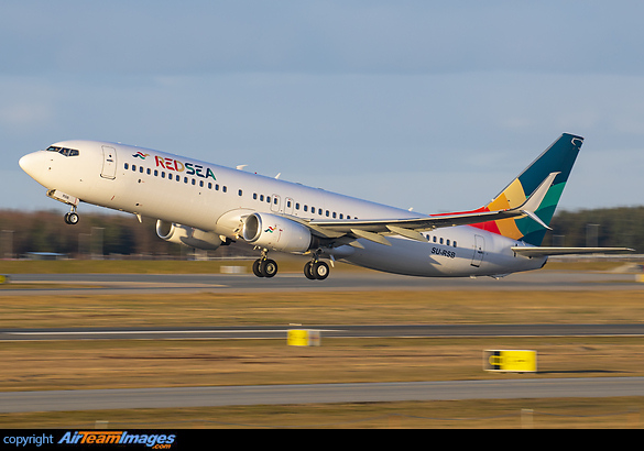 Boeing 737-8Q8