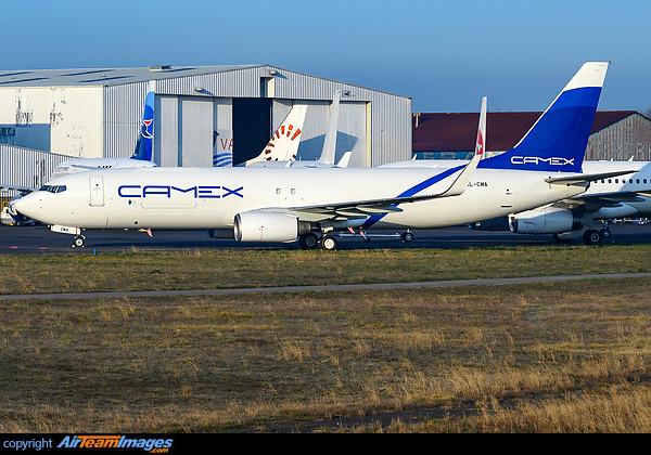 Boeing 737-8AS(BCF)