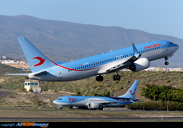 Boeing 737-8 MAX