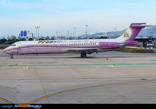 McDonnell Douglas MD-87