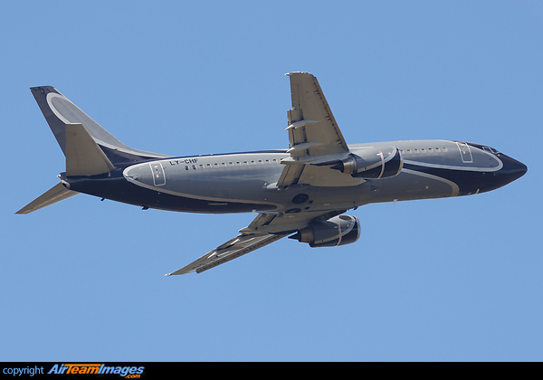 Boeing 737-31S