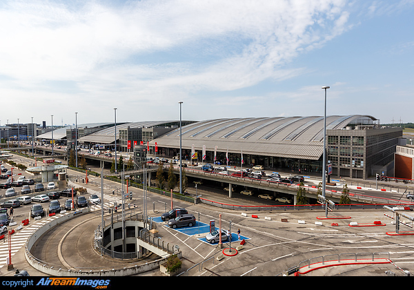 Overview of Hamburg Airport Hamburg Airport