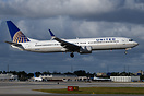 Boeing 737-924