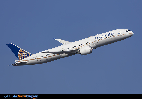 Boeing 787-9 Dreamliner