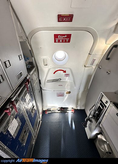 McDonnell Douglas MD-83