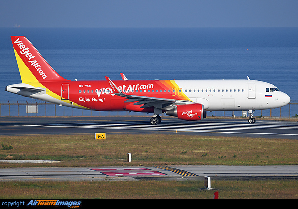 Airbus A320-214