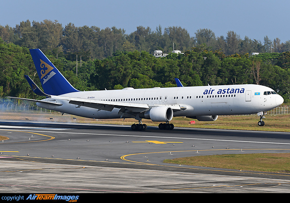 Boeing 767-3KY/ER