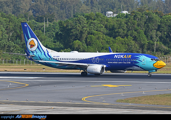 Boeing 737-8FZ