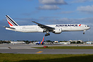 Boeing 777-328/ER