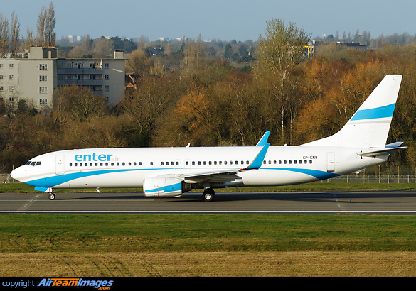 Boeing 737-86J