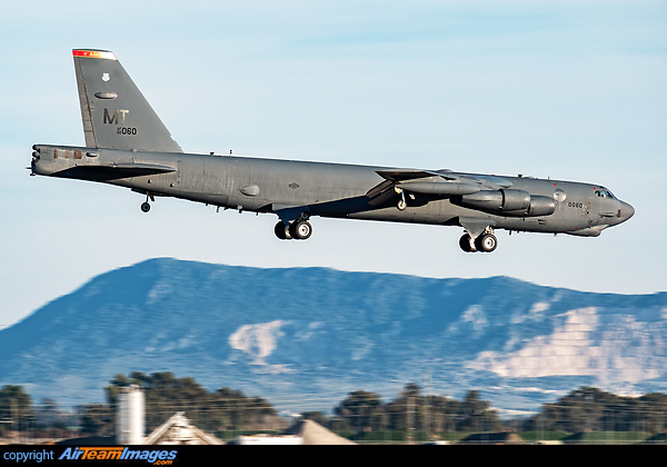 Boeing B-52H Stratofortress