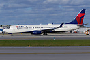 Boeing 737-832