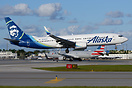 Boeing 737-890