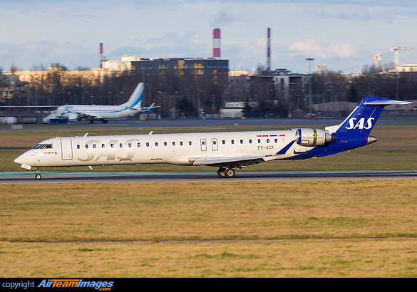Bombardier CRJ-900LR