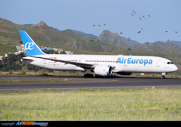 Boeing 787-9 Dreamliner