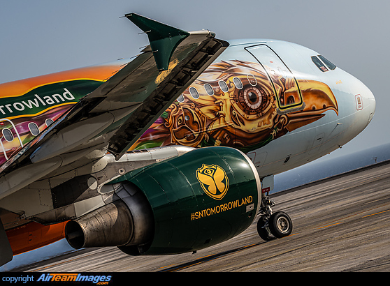 Airbus A320-214