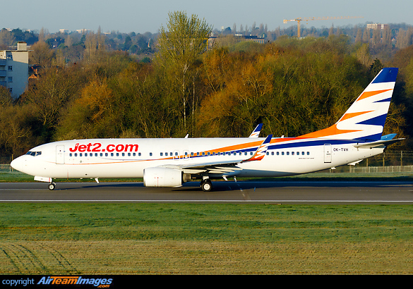 Boeing 737-8Q8