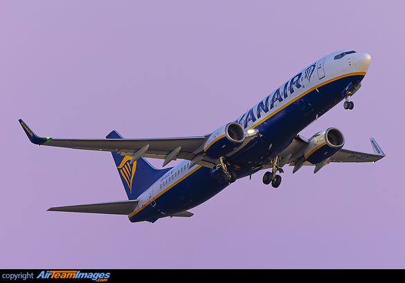 Boeing 737-8AS