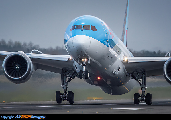 Boeing 787-9 Dreamliner