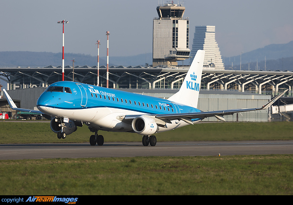 Embraer ERJ-175STD