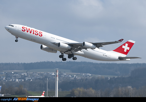 Airbus A340-313X