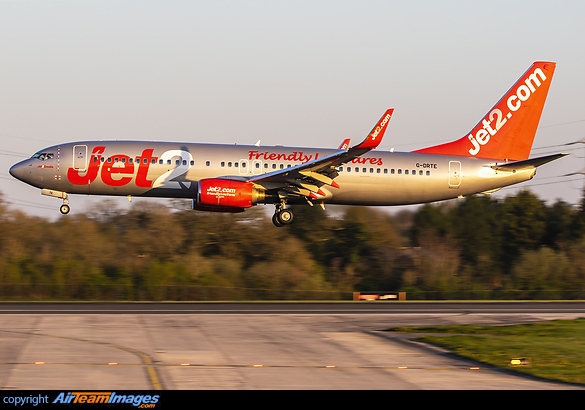 Boeing 737-8K5