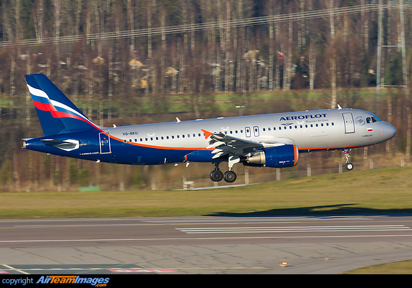 Airbus A320-214