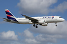 Airbus A320-214