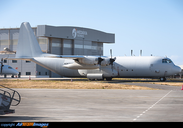 Lockheed L-100-30 Hercules