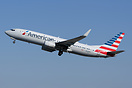 Boeing 737-823