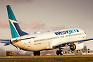 Boeing 737-8CT