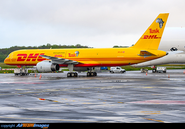 Boeing 757-28A(PCF)