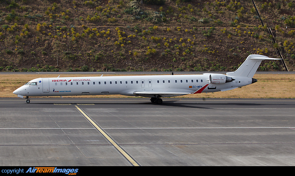 Bombardier CRJ-1000
