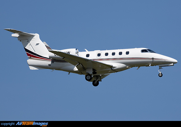 Embraer Phenom 300