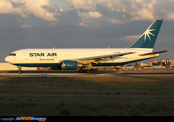 Boeing 767-25E(BDSF)