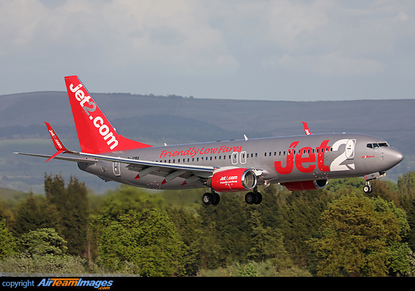 Boeing 737-8HX