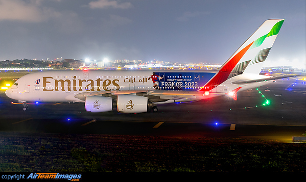 Airbus A380-861