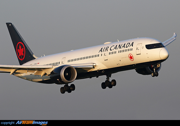 Boeing 787-9 Dreamliner