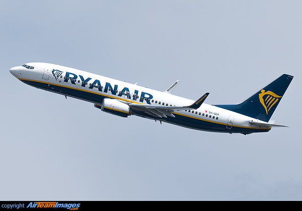 Boeing 737-8AS