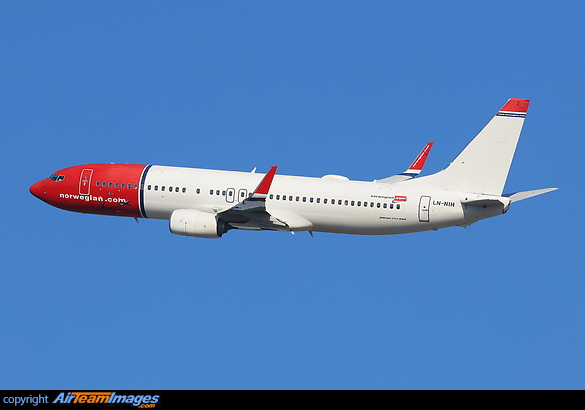 Boeing 737-8JP