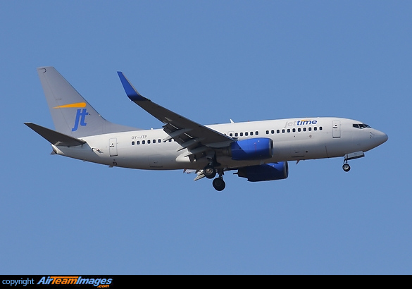 Boeing 737-79L
