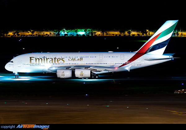 Airbus A380-842