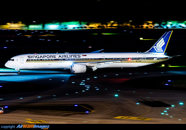 Boeing 787-10 Dreamliner