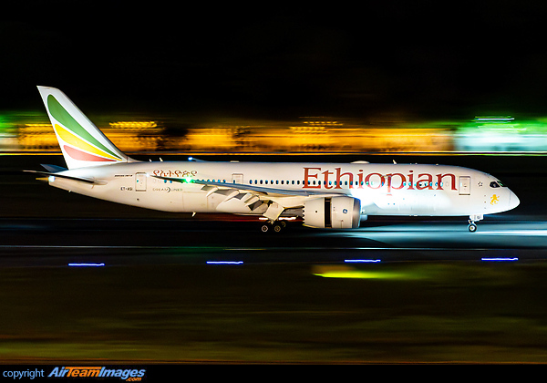 Boeing 787-8 Dreamliner
