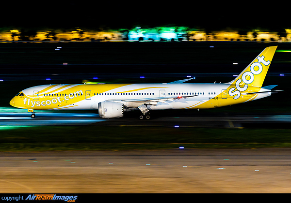 Boeing 787-9 Dreamliner