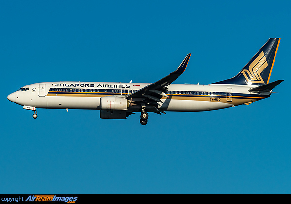 Boeing 737-8SA
