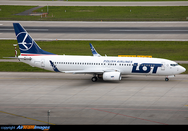 Boeing 737-86N