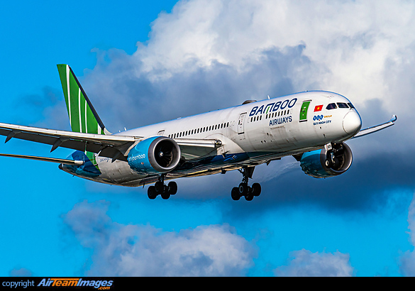 Boeing 787-9 Dreamliner